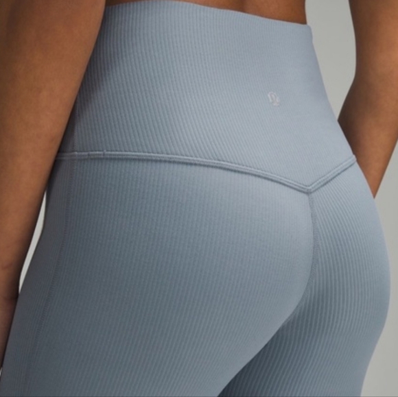 Align Ribbed Mini Flare - Picture 2 of 7